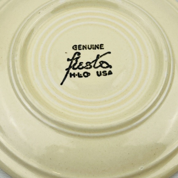Vintage Fiesta Ivory 2 Saucer Lot Fiestaware Homer Laughlin HLC - Picture 5 of 6